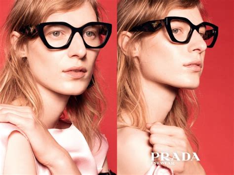 Okulary marki Prada – najnowsze trendy i modele, 